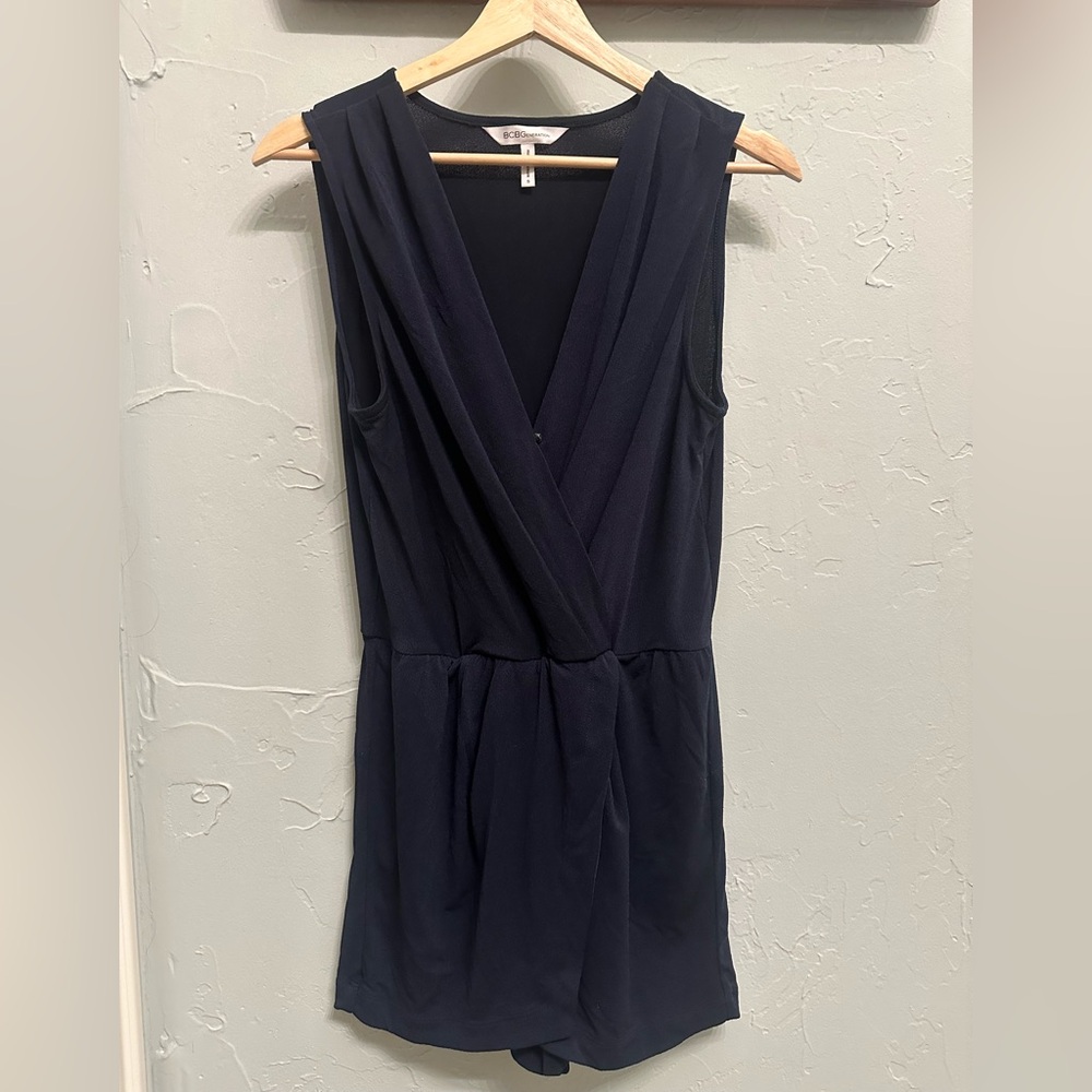 BCBGeneration Navy Blue Sleeveless skort